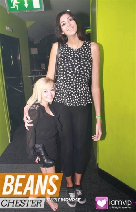 tall girl with tint girl lesbian scissoring porn photos