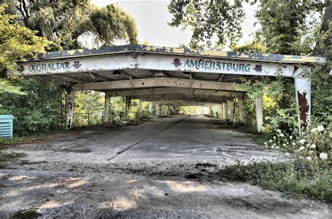 Know by many names, including the guyitt homestead, the palmyra house and others. Abandoned Southern Ontario amusement park is an explorer's dream