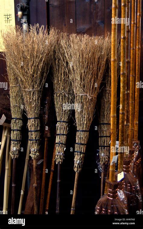 Japanese Brooms Hi Res Stock Photography And Images Alamy
