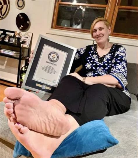 The Woman With The Biggest Feet In The World Her Story Goes Viral American Chronicles