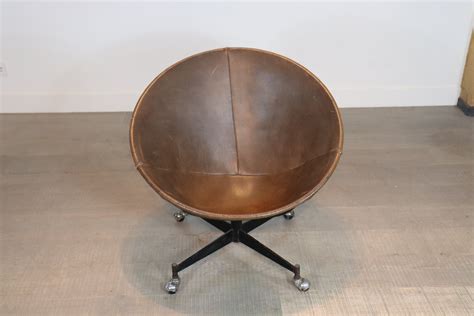 Sold Rare Leather Bucket Chair By William Katavolos For Leathercrafter S Vintage
