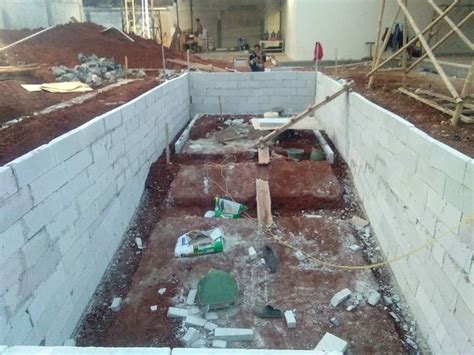 Bahkan jika dibandingkan dengan jasa kontraktor kolam renang lainnya, anda bisa membuktikan sendiri bahwa harga pembuatan kolam renang dari kami yang relatif lebih terjangkau. harga membuat kolam | Brayan Pool