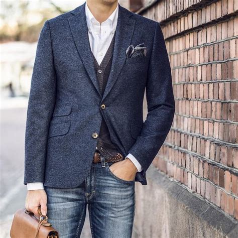 How to buy & how to style a winter overcoat. Pin by Lookastic on Pocket Squares | Sports coat, jeans ...