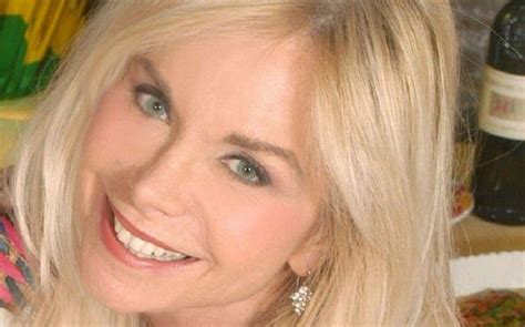 Italian former television announcer, presenter, journalist, actress and singer. 'Ma come fa a essere così?'. Ricordate Maria Giovanna Elmi ...