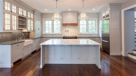 Backsplashes are the decorative focal point of your kitchen. Lattice Mosaic Kitchen Backsplash | Mosaic backsplash ...