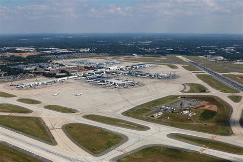 Where To Eat At Charlotte Douglas International Airport