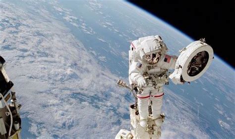 Watch Live Nasa Astronauts To Conduct Spacewalk Of International Space