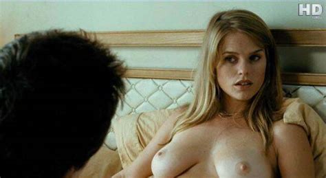 Alice Eve In Crossing Over Nude Celebs