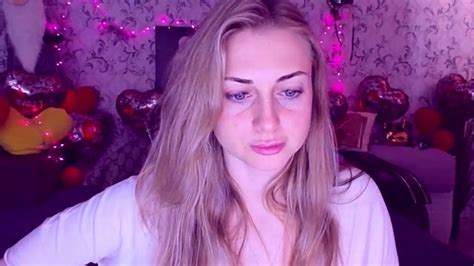 mommyjeva stripchat webcam model profile and free live sex show