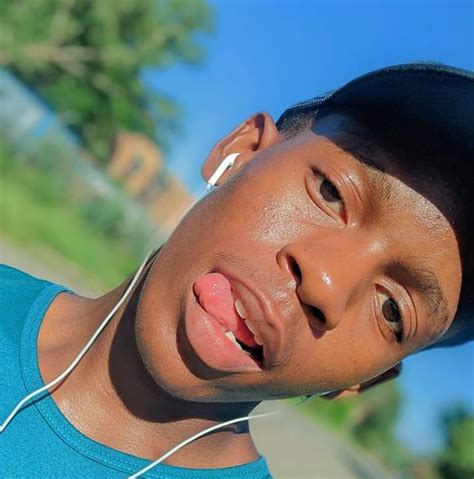 twink land sa🇿🇦 on twitter my tongue is dk 🌙