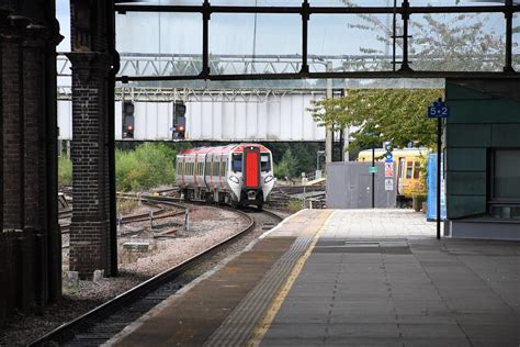 Transport For Wales Class 1970 197042 Well This Went Wro Flickr