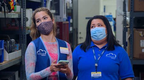 Watch Superstore Web Exclusive: The Cloud 9 Employees Are More Essential Than Ever - Superstore 