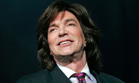 El motivo por el que las cenizas del cantante todavía no tienen un destino. La razón por la que el hijo de Camilo Sesto suspendió el ...