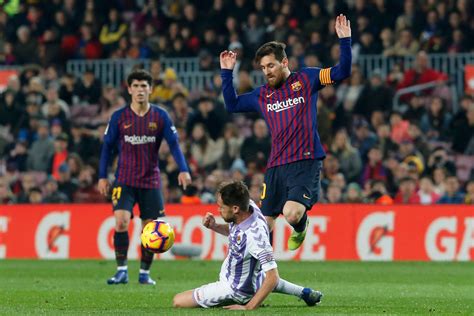 Fc barcelona have the la liga title in their grasp now, and it is theirs to throw away. Barcelona - Real Valladolid: Goles, resumen y resultado ...