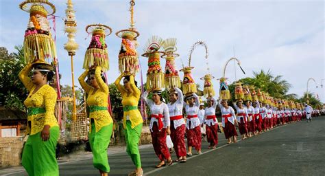 Balinese Cultures Unique Hindu Religion Bali Information
