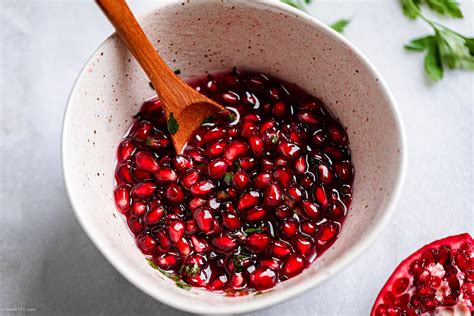 Pomegranate Recipes 15 Best Recipes With Pomegranate — Eatwell101
