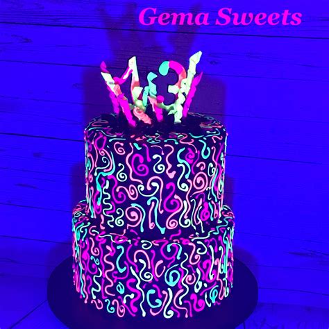 Glow In The Dark Cake By Gema Sweets Lights Off Glow Birthday