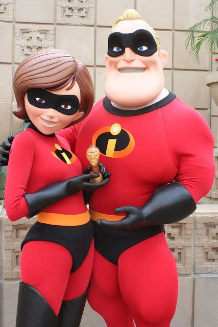 The Mr Hunter Wall The Incredibles The Incredibles Mrs Incredible
