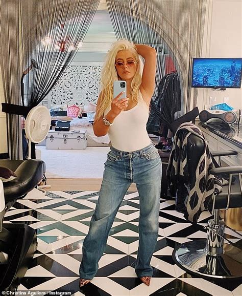 christina aguilera looks gorgeous and youthful in pared down glam selfies in perfect pair of