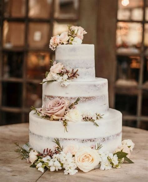 Country Rustic Wedding Cakes Were Loving Roses Rings
