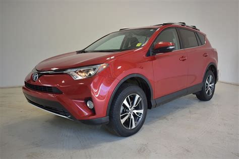 Pre Owned 2016 Toyota Rav4 Xle Fwd 4d Sport Utility