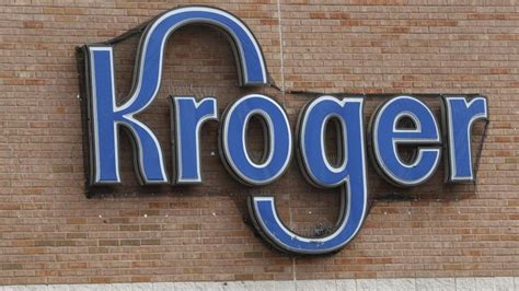 Kroger Gives Thank You Pay Bonus To Employees During Pandemic