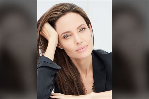 What Makeup Brand Does Angelina Jolie Use Saubhaya Makeup