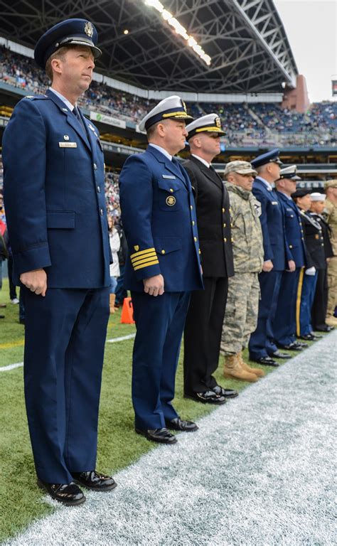 Seahawks Honor Local Military For Veterans Day Team Mcchord Article
