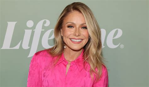 Is Kelly Ripa Leaving Live Is She Retiring From Live With Mark