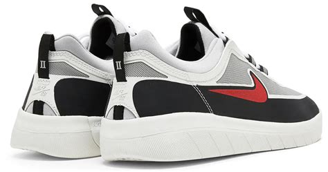 There's no doubt that nyjah is a game changer in the skate scene, and as a polarizing the nyjah 2's upper is a 360 construction featuring a sandblasted rubber compound and added mesh panels; Nike Sb Nyjah Free 2.0 Shoe, Blk/Sport Red - Met Silver ...