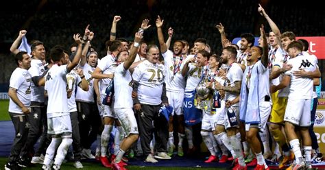 813,990 likes · 89,049 talking about this. Leeds-United-celebrate-Championship-title - Planet Football