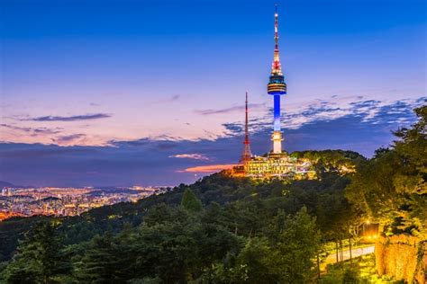 Premium Photo Sunset At Namsan Tower In Seoulsouth Korea