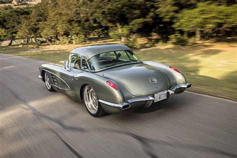 This Corvette C1 Restomod Is Ridiculously Beautiful
