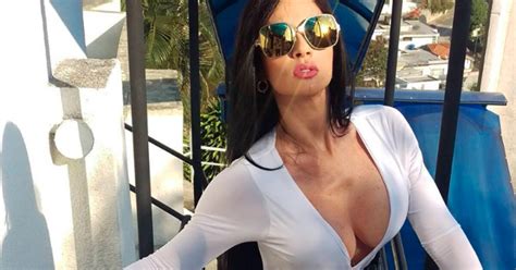 Modelo Venezolana Diosa Canales Va A La Cárcel Por Pegarle A La Suegra Noticiascaracol