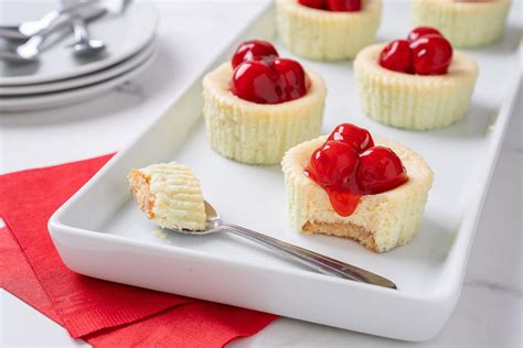 These Adorable Mini Cheesecakes Have Individual Nilla Wafer Crusts