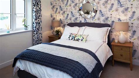 Applying small bedroom decorating ideas to your home before placing it on the real estate market can help it sell faster and for more money. Refreshing Small Bedroom Ideas for Couple - styleheap.com