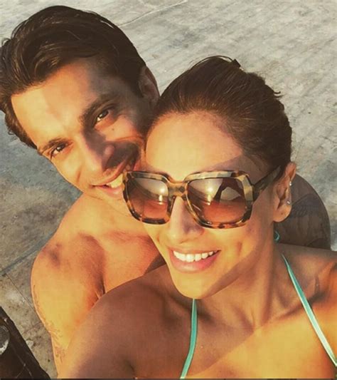 Karan singh grover is a well known indian model and actor. You make everything beautiful: Karan Singh Grover to ...