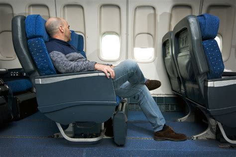 How To Find The Best Seat On The Plane