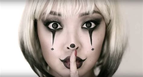 8 Easy Halloween Makeup Tutorials For the Cheap & Lazy  Galore