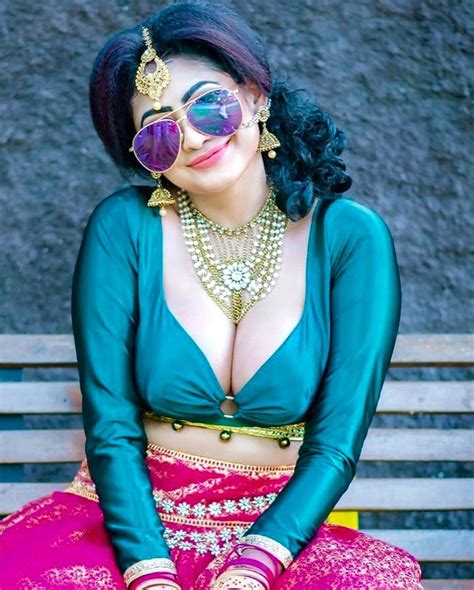 Srilanka Actress Piumi Hansamali Photos Goes Viral On Internet Filmibeat