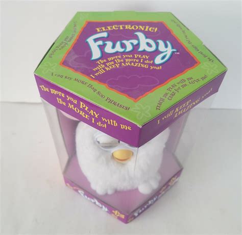 Furby 1998 Original 1st Generation White Snowball 70 800 New In Box