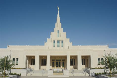 Phoenix Arizona Temple Entrance