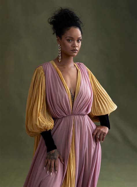 Rihanna Mặn Mà Trên Vogue Vtvvn