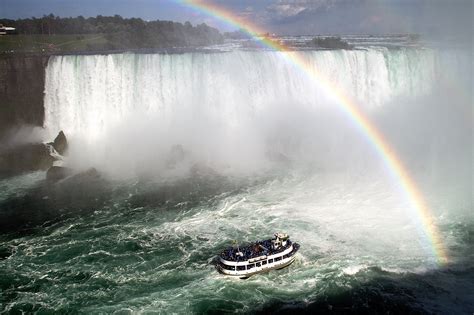 Ridden by dignitaries and celebrities such as princess diana, marilyn monroe, former soviet on may 27th, 1846, the very first maid of the mist boat was first introduced, but not as a tourist attraction. File:Maid-of-the-Mist Rainbow.jpg - Wikimedia Commons