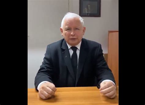Już jako siedmiolatka zaczęła trenować sztuki walki, jak również pływanie i taniec. Jarosław Kaczyński rozpoczął virala! Chodzi o poparcie ...