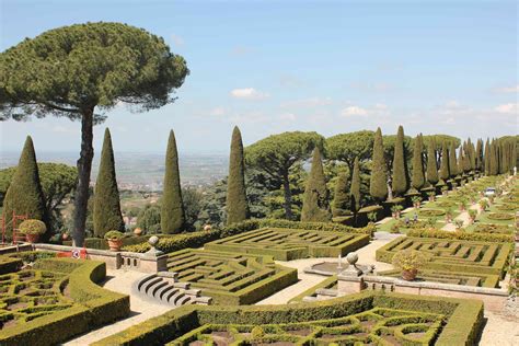 Castel Gandolfo Is The Rome Day Trip You Didnt Know You Needed