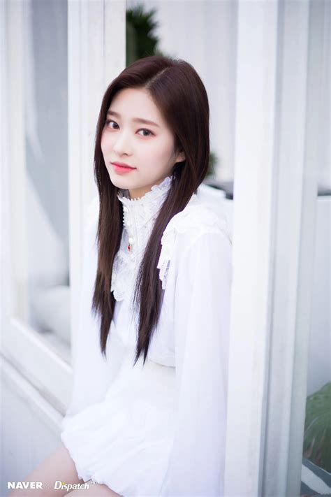 Izone Kim Minju 1st Mini Album Coloriz Jacket Shooting By Naver X Dispatch Kpopping