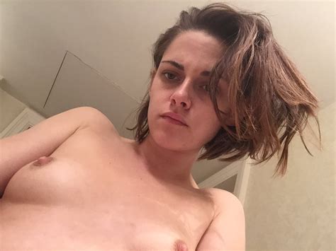 Kristen Stewart New Leaked Nude 29 Pics From Fappening Collection 2021