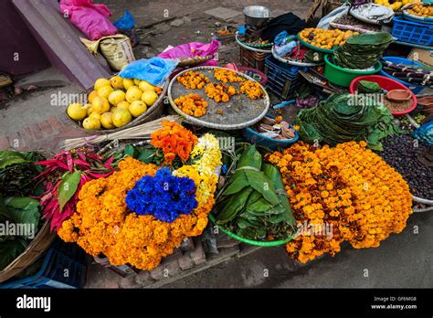 Nepal Marketplace Food Hi Res Stock Photography And Images Alamy