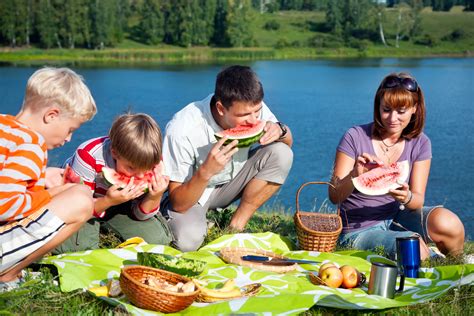 Tips For National Picnic Month From Your Lafayette Dentist Lafayette La